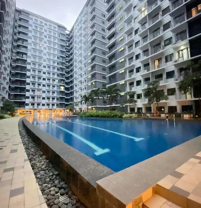 Jejo Shore 3 Residences Staycation Apartahotel *